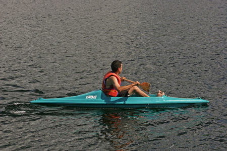 Dominique en kayak