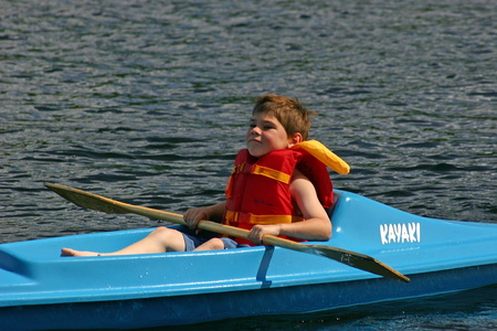 Jacob en kayak