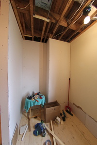 Gypse murs installé section toilette